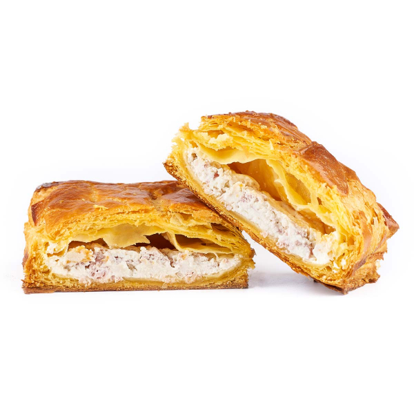 Empanada pollo y carbonara